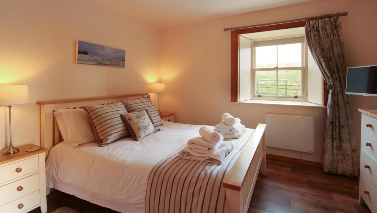 Nisbet'S Tower Villa Eyemouth Exterior photo